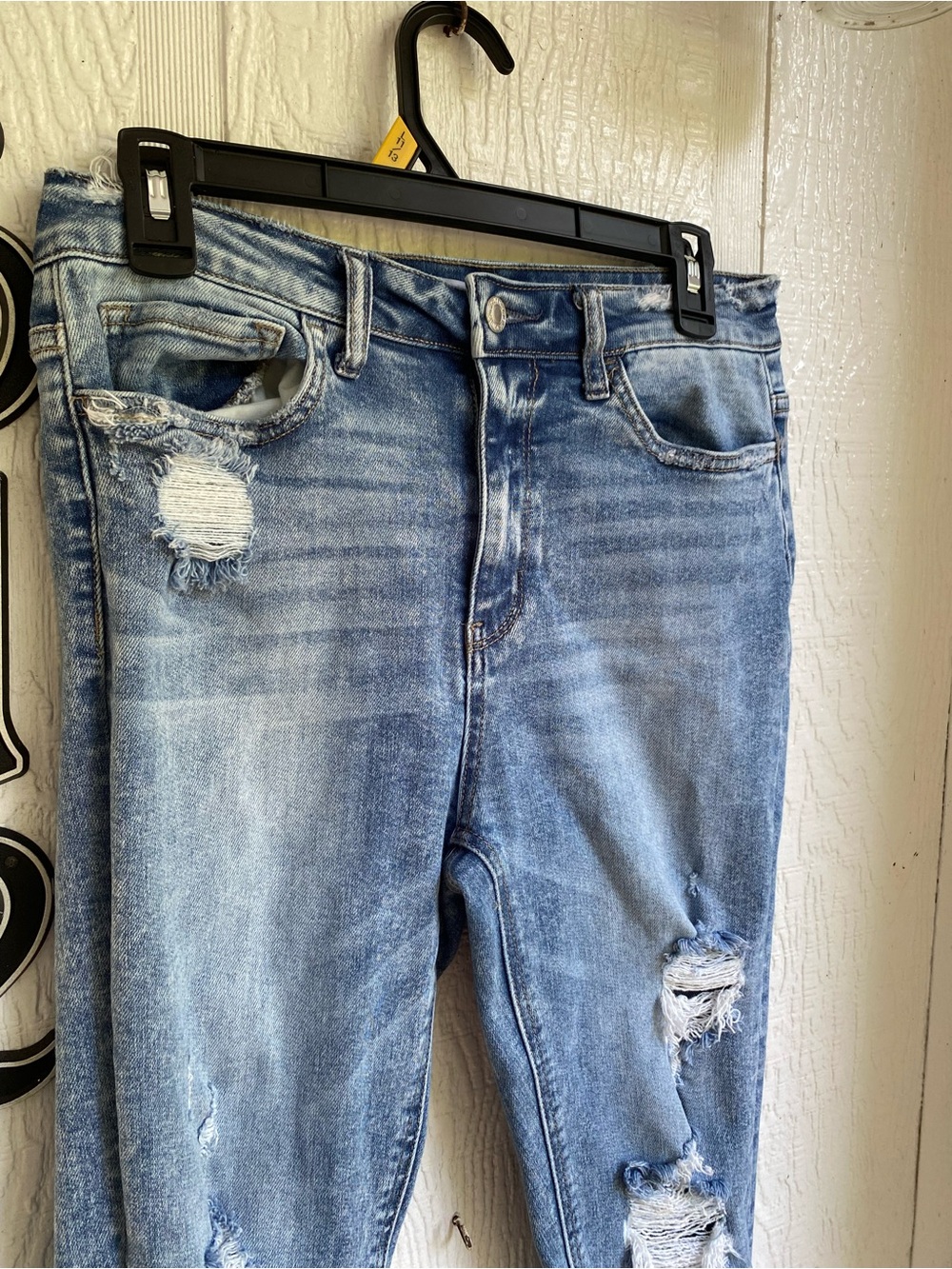 Vervet Blue Women's High Rise Distressed Blue Skinny Jeans Size 29